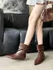 Botas de Cano Curto Sexy Deslumbrantes de Celebridade da Internet Moda Francesa Emagrecedoras Salto Anabela Bico Fino Novidade Outono/Inverno 2026