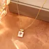 Botella de Perfume Corazón Rosa Circonita Nácar Collar Mujer Lujo Accesible Gama Alta Simple Elegante Moderno Dulce Cadena para Clavícula