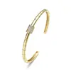 Pulseira Aogu Luxo Leve Elegante Cobre Banhado a Ouro 18K Zircônia Coração Flor para Mulheres, Pulseira Nova Versátil de Alto Padrão de Nicho