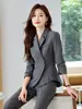 Traje Nuevo de Primavera y Otoño Traje Temperamento Femenino Recepción Salón de Belleza Joyería Ropa de Negocios Vestido para Mujer Ropa de Trabajo Venta al por Mayor