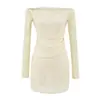 Estilo puramente seductor, vestido de manga larga con hombros descubiertos, vestido bodycon sexy ajustado con falda corta plisada que ciñe la cintura para mujer