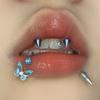 Anillo labial flash tricolor de bola de barro de mariposa con incrustaciones de diamantes, clavo para hueso de la oreja, anillo en C, anillo de herradura, joyería para piercing, lindo nicho ins
