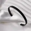 Pulseira de Runas Popular Transfronteiriça 6mm Estilosa de Nicho Versátil Ecológica de Aço Inoxidável Abridora em Forma de C para Homens e Mulheres