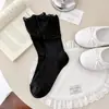 Meias Finas de Renda com Mesh Vazada e Borda de Babados, Estilo Ballet, para Primavera e Verão, com Laço, Combinadas com Sapatos Pequenos de Couro e Meias Largas