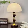 Lámpara de Mesa Minimalista Nórdica de Vidrio y Madera Maciza, Luz de Mesita de Noche con un Toque de Lujo y Alta Gama, Lámpara de Mesa Decorativa para Dormitorio, Lámpara de Mesa Vintage para Casa de Huéspedes