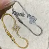 Pulseira Flor de Trevo Completa de Diamante Super Brilhante Coreana, Pulseira de Amizade Zircônia Simples e Fashionable de Luxo Leve, Design de Nicho Versátil
