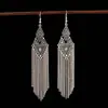 Aretes de Estilo Exótico de Venta Caliente Retro Literario Clásico Dignificado Ganchos para la Oreja Versátil Hueco Moda Borla Colgantes