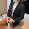 Blazer casual de punto gofrado para hombre, estilo británico, lujo ligero, corte ajustado, moderno, profesional de negocios, traje de un solo botón sin arrugas para hombre