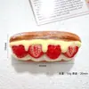 Brinquedo de Comida Simulada Bolo de Morango com Chocolate Acessórios de Resina Chaveiro DIY Enfeites Cola de Creme Pequenos Acessórios de Resina