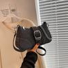 Bolsa Pequena Feminina de Sarja Outono e Inverno 2026, Novo Design de Nicho, Bolsa de Ombro e Axila, Bolsa Transversal Versátil de Lona