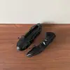 Versión de cuero suave~Zapatos de ballet de punta redonda para mujer, otoño 2026 nuevo lazo poco profundos planos súper suaves zapatos mecedores de abuela