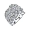 Yihua Anillo Giratorio Enrollado de Diamantes Completos de Venta Caliente Transfronteriza Incrustado con Anillo de Circón de Diamante Super Brillante Anillo de Precisión Elegante