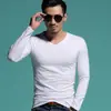 Suministro Directo de Fábrica camiseta de manga larga para hombre de primavera y otoño Cuatro Estaciones versión Nacional ajustada de color con cuello en V camiseta interior ropa para hombre talla grande
