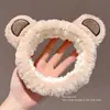 Linda diadema de felpa de dibujos animados para mujer, especialmente diseñada para lavarse la cara y aplicar mascarillas faciales, diadema de corona alta, lista para fotos, crea una atmósfera elegante
