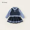 Promoção de conjunto de roupas para menina Conjunto de roupas para menina em liquidação