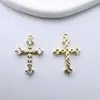 Oro Chapado en Cobre de 18K Color Fuerte Duradero Micro-Pavimentado Circonita Colgante de Cruz Joyería Hecha a Mano DIY Accesorios para Pulsera Collar Venta al por Mayor