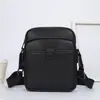 Bolso de hombro para hombre, bandolera de piel de vacuno de primera capa, moderno, de negocios, venta al por mayor.