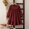 Vestido de Outono Europeu e Americano 2026 para Meninas, com Gola Bordada Vazada, Vestido Infantil, Vestido de Princesa
