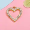 Nueva Moda Forma de Corazón Hueco Grande Colgante de Corazón de Aleación Accesorio DIY Joyería Collar