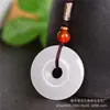 Atacado de fábrica Pingente de fivela de segurança Jade Dourado de Xinjiang Pingente de jade Pingente de fivela de segurança antiga para homens e mulheres Pingente de jade