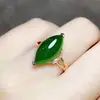 Novo Formato Oliva Simulação Jade Hotan Calcedônia Verde Elegante Anel Aberto Feminino Banhado a Ouro 24K Joia de Mão