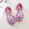 Sandalias para Niñas 2026 Nueva Moda Zapatos de Princesa para Bebé Zapatos de Verano para Niños Zapatos Cerrados de Dibujos Animados con Pedrería para Niña Pequeña