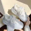 Zapatillas de Malla Transpirables Versátiles de Verano para Mujer 2026 Nuevos Zapatos Blancos de Suela Gruesa Estilo Ins para Estudiantes Zapatos de Pan