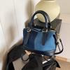 Bolsa de Mão Quadrada Pequena Patchwork de Jeans Moda Estilo Coreano para Mulheres 2026 Nova Versátil Bolsa de Ombro Transversal Grande Capacidade