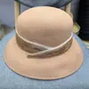 Chapéu de Feltro Feminino Outono e Inverno com Forma Côncava, Simples Retrô Chapéu Bacia de Aba Pequena, Chapéu Bacia de Lã Elegante Estilo Hepburn com Aba Curva Lã