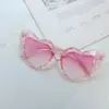 Nuevas gafas de sol de amor con estampado de piña, gafas de sol de corazón de melocotón de moda, gafas transfronterizas europeas y americanas para fiesta de boda nupcial al por mayor
