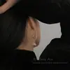 Pendientes de perlas de línea retorcida de nueva moda 2022 para mujer, únicos, ligeros, de lujo, de alta gama, elegantes, de celebridades de Internet.
