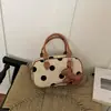 Bolsa de mão color blocking com poá estilo coreano, nova tendência moda outono 2026, requintada, para o dia a dia, de ombro e transversal