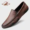 Zapatos casuales de cuero genuino Gongyang para hombre, forrados de felpa para mayor calidez, zapatos tipo "dad shoes" de cuero genuino con suela suave y parte superior suave, mocasines para hombre