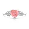 Canal de Video Tendencia Anillo de Corazón Cortado Flor de Hielo de Piedra Preciosa Colorida Más Vendido para Mujeres, Incrustado con Brillante Anillo de Corazón de Diamante de Alto Carbono, Transmisión en Vivo Dropshipping