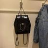 Bolsa de Ombro Pequena Estilo Verão 2024 Mini Bolsa de Ombro com Corrente Estilo Chanel Feminina Ins Blogger Estudante Bolsa de Ombro em Couro com Cera de Abelha