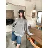 Foto real de camiseta de manga larga con cuello redondo y pedrería, a la moda y versátil, para mujer, nuevo estilo de otoño, top holgado y adelgazante con manga raglán 18619