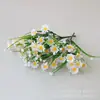 Flor artificial al por mayor hierba acuática plástico hierba de primavera flor Violeta acabado impresión serigráfica flor pequeña Margarita flor falsa accesorios decorativos Flor