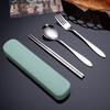 Juego de cubiertos portátiles para estudiantes de acero inoxidable 304 cuchara, tenedor y palillos cubiertos de regalo creativo juego de tres piezas para viajes al aire libre