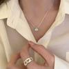 Collar pequeño de cereza de diseño nicho estilo coreano para mujer, estilo simple ins, moderno, único, de verano, combinable con todo, joyería, cadena para la clavícula