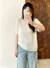 Top de malha requintado com strass para mulheres plus size, coleção de outono 2026, camiseta casual de manga curta com gola redonda para mulheres plus size