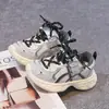 Tênis infantis estilosos e versáteis, coleção outono 2026: sapatos de sola macia, antiderrapantes, estilo Forrest Gump, para meninos, e sapatos casuais para atividades ao ar livre, para meninas
