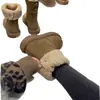 Botas Martin de Estilo Europeo 2026 Invierno Nuevas de Piel Genuina con Forro de Borrego para Mujer, Suela Plana, Tendencia de Uso Bidireccional, Botines Color Té de Leche, Botas de Nieve
