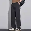 Novas calças casuais para homens 2026, calças retas largas da moda estilo americano, caimento simples, calças compridas versáteis, moda masculina