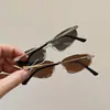 2026 Nuevo Modelo Metal Color Degradado Tendencia Unisex Ojo de Gato Moda Europea y Americana Personalidad Tendencia Protección Solar Gafas de Sol