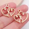 Pingente de liga de amor de cor mista vintage 100 coração de amor oco Acessórios para pulseira e colar DIY feitos à mão