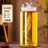 Vino espumoso botella especial botella vacía recipiente sellado persona participa tarro de vino blanco espeso tarro de vino con grifo botella de vidrio otro