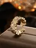 Conjunto de Dos Piezas Pulsera y Anillo de Panal Chapado en Oro de 18 Quilates Brazalete Abierto Joyería Geométrica con Circonita, Exclusivamente para Ventas Transfronterizas
