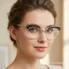 Nuevos Armazones de Gafas Ojo de Gato Europeos y Americanos Ventas Calientes Transfronterizas Remache Popular Ins Ultraligeras Anti Luz Azul Gafas Planas