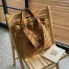 Bolsa de Lona con Diseño de Nicho Estilo Coreano con Letras para Mujer, Gran Capacidad, Nuevo Modelo 2026, Versátil para el Trabajo, Bolso de Mano y Bolso de Hombro