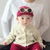Ropa de punto roja de Año Nuevo para bebés de pocos meses, estilo otoño e invierno para bebés, punto grueso bordado, ropa de felicitación de Año Nuevo para bebés de un año